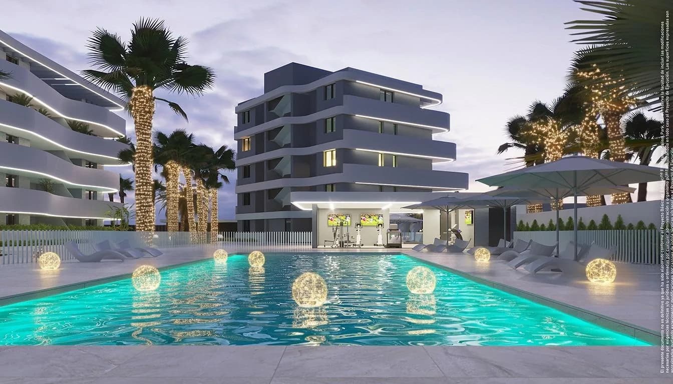 Town House In Guardamar Del Segura - Image 4