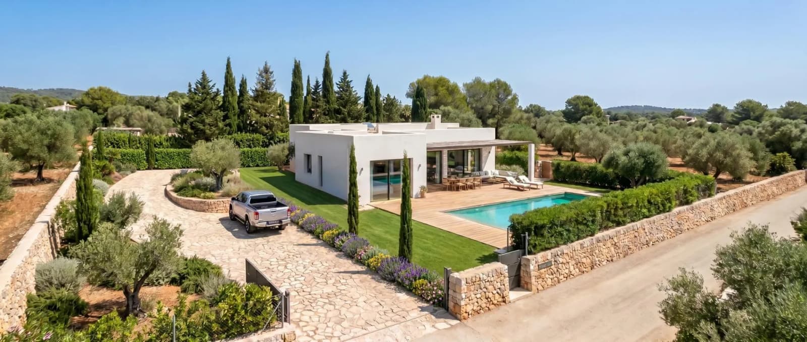 Villa z 3 sypialniami na sprzedaż w Pinoso, Alicante - Image 2