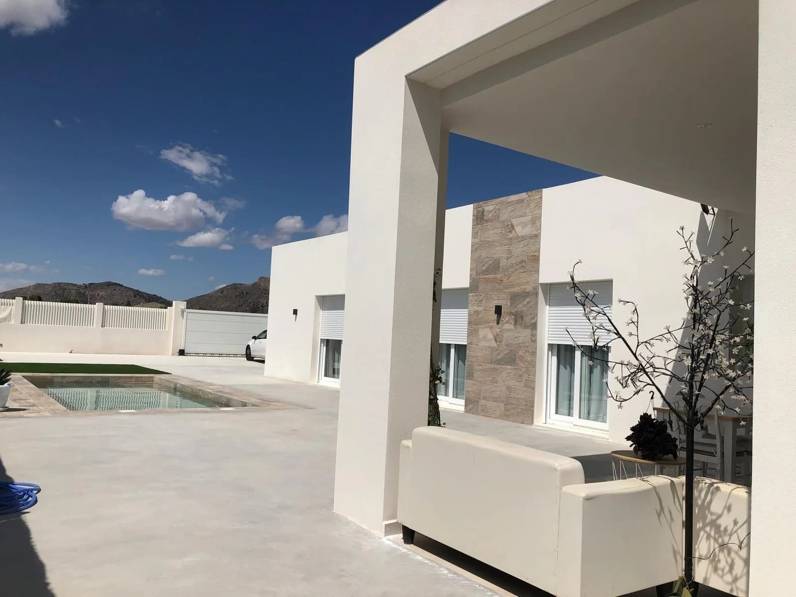 3 Bedroom Villa for Sale in Pinoso, Alicante - Image 9