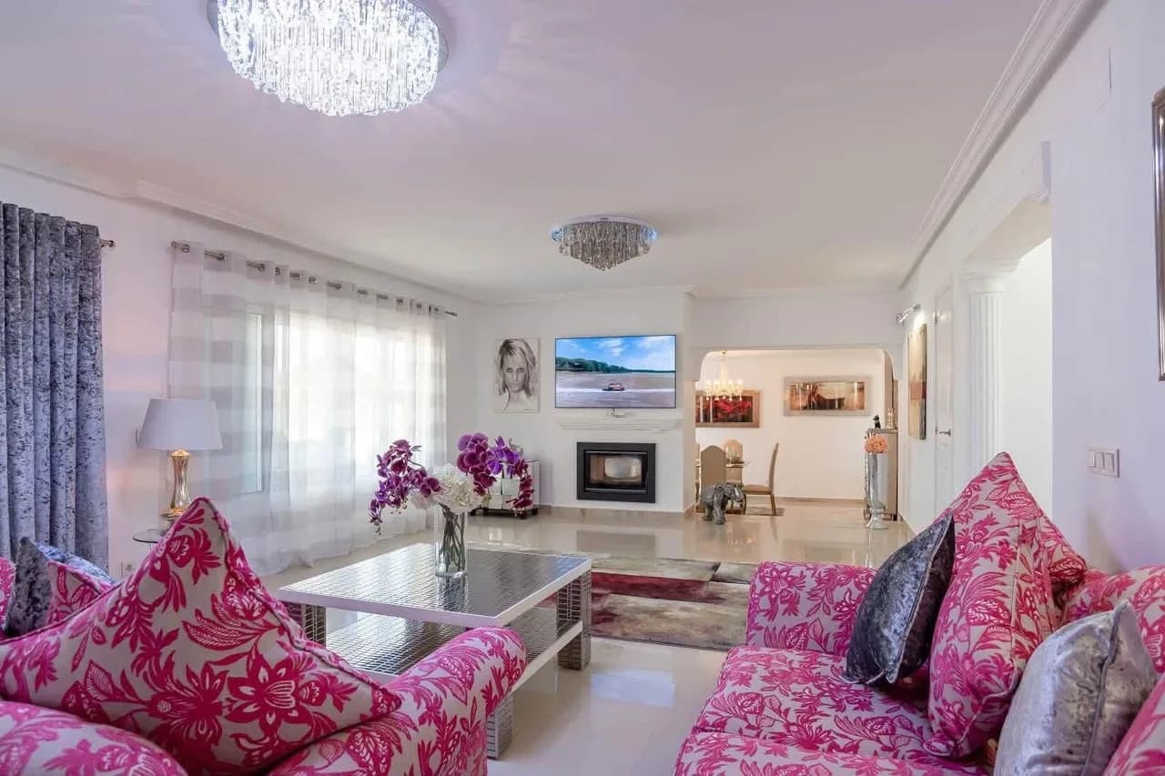 Villa z 4 sypialniami na sprzedaż w San Miguel de Salinas, Alicante - Image 7