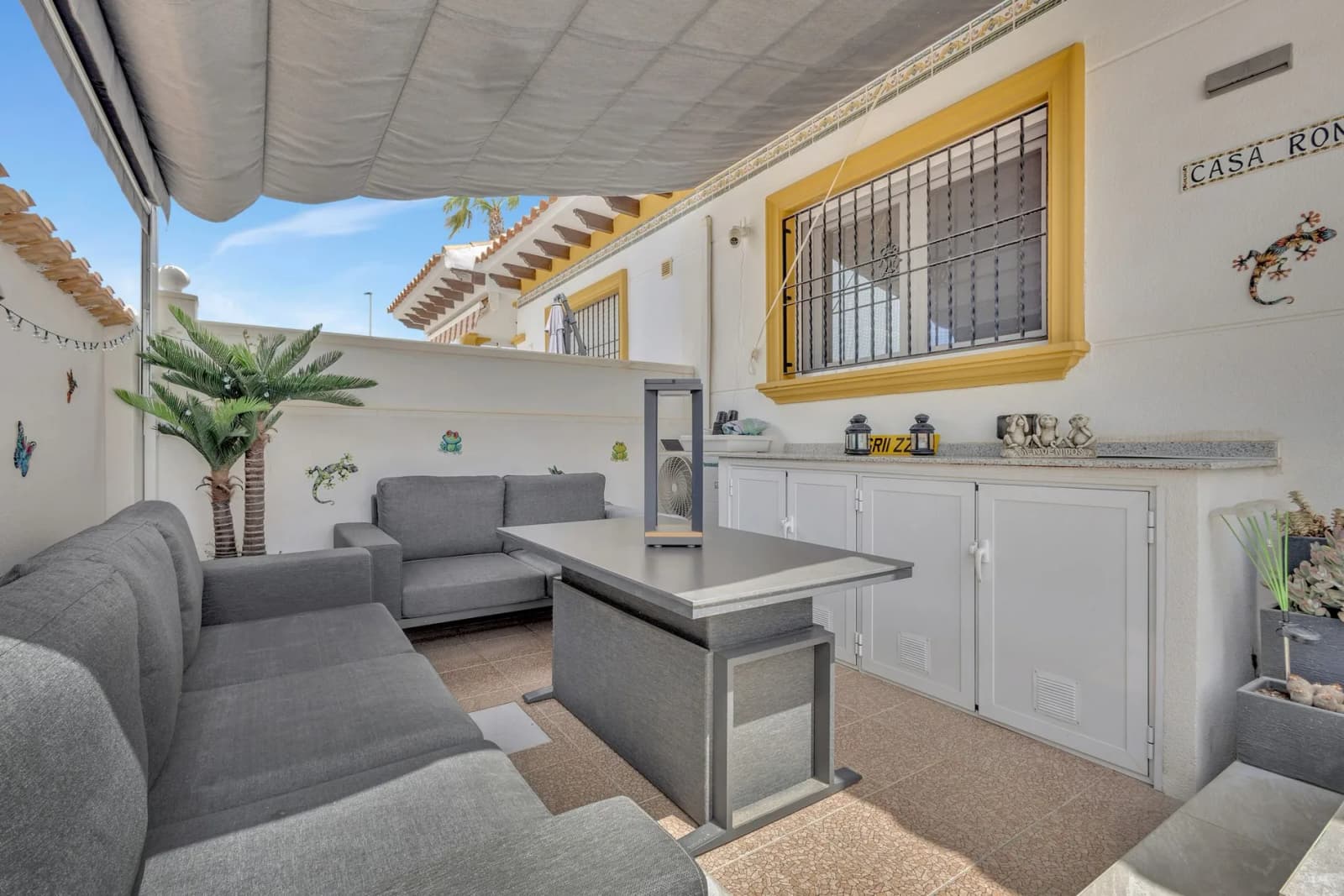 Apartment de 2 dormitorios en venta en Cabo Roig, Costa Blanca - Image 2