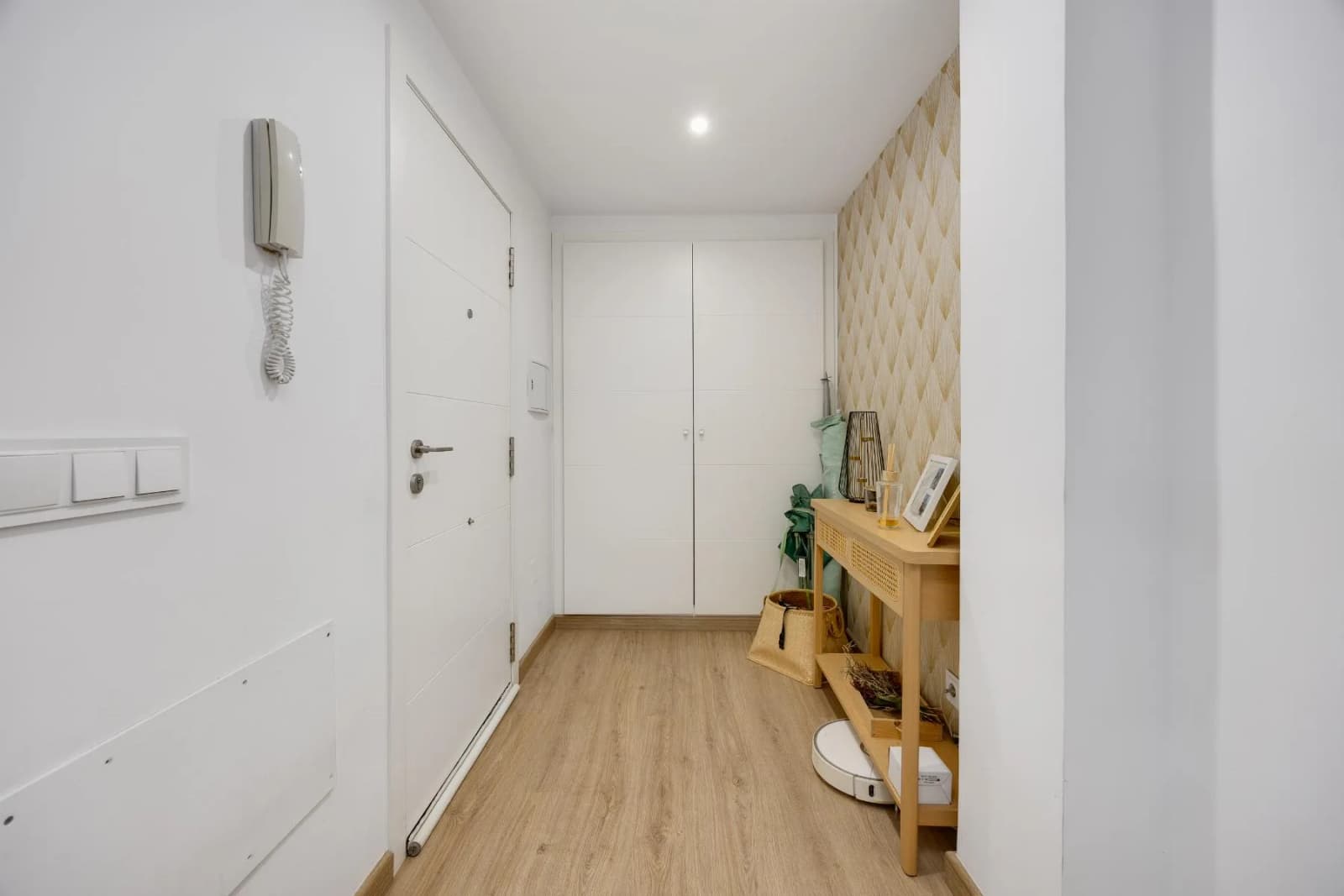 Apartamento In Torrevieja - Image 2
