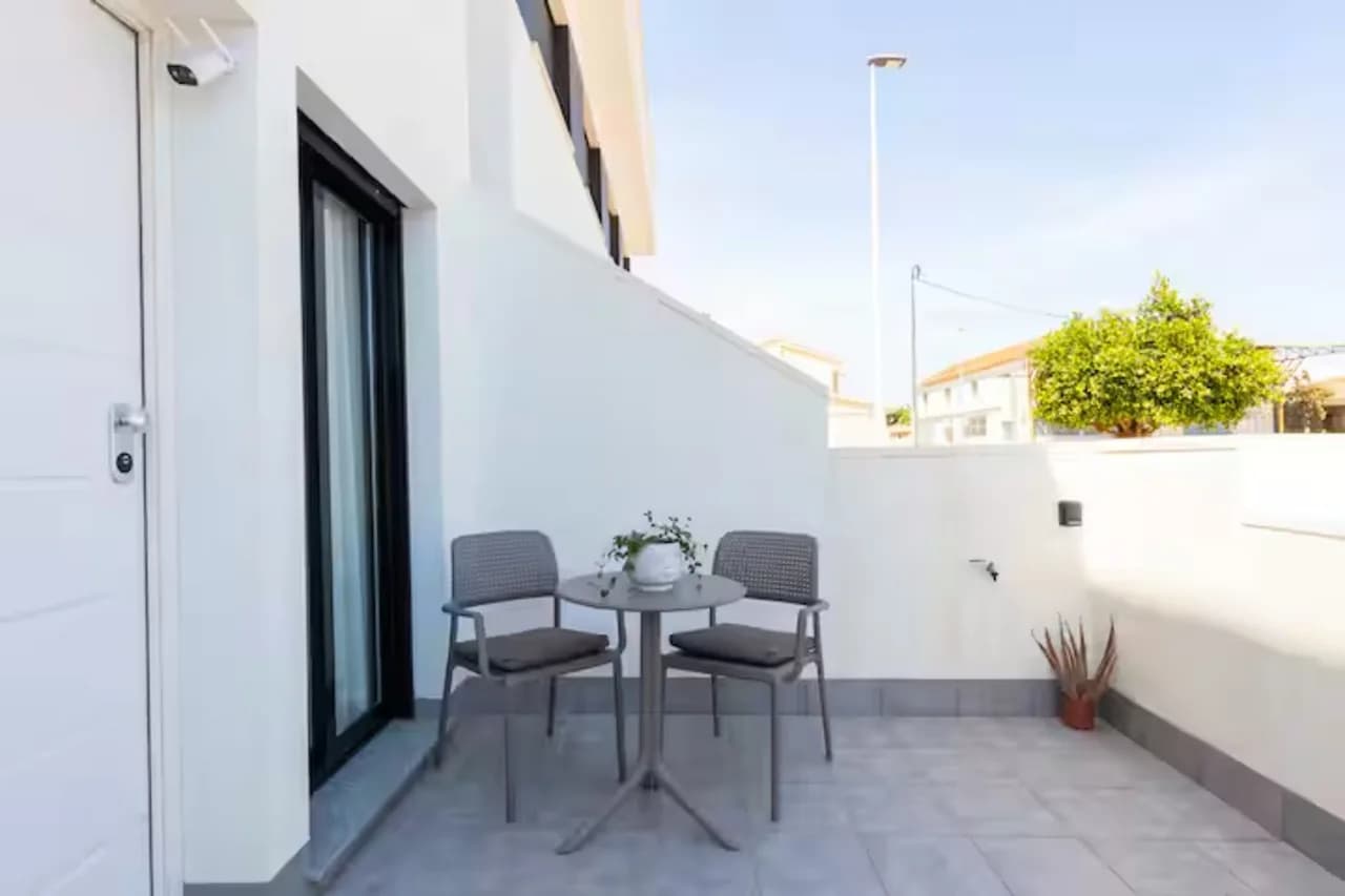 Apartment de 2 dormitorios en venta en San Pedro del Pinatar, Murcia - Image 3