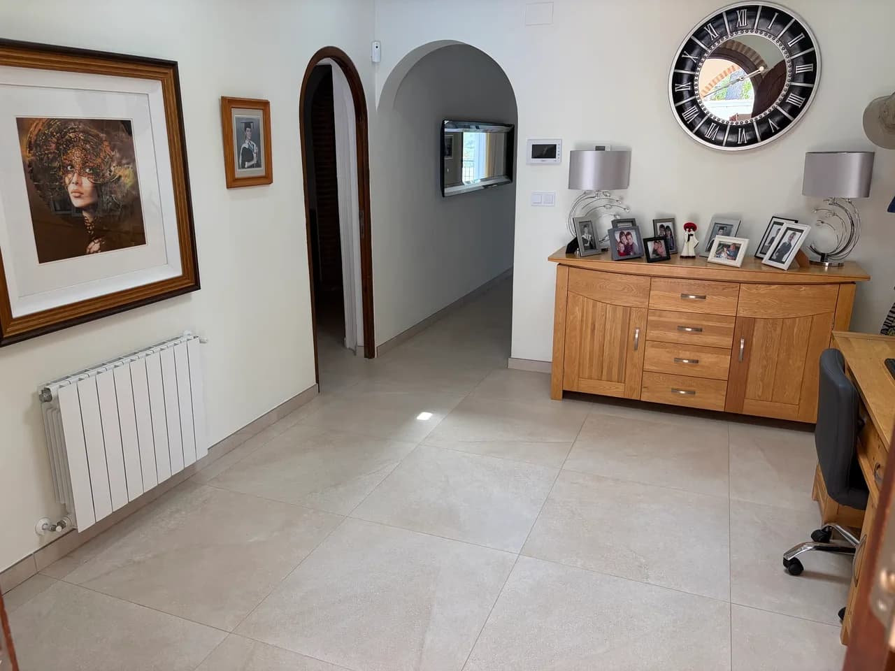 4 Bedroom Villa for Sale in Pinar de Campoverde, Alicante - Image 8