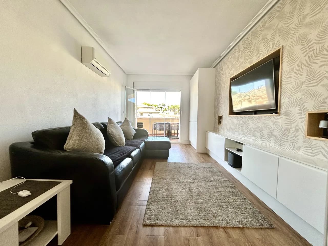 Apartment met 2 slaapkamers te koop in Villamartin, Alicante - Image 5