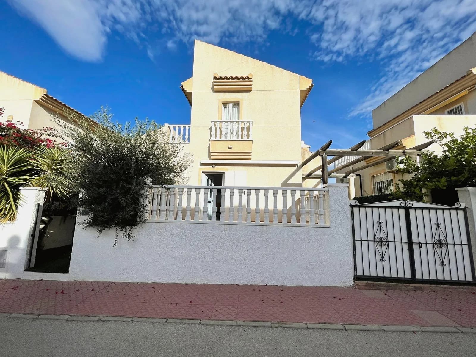 Detached Villa In Ciudad Quesada