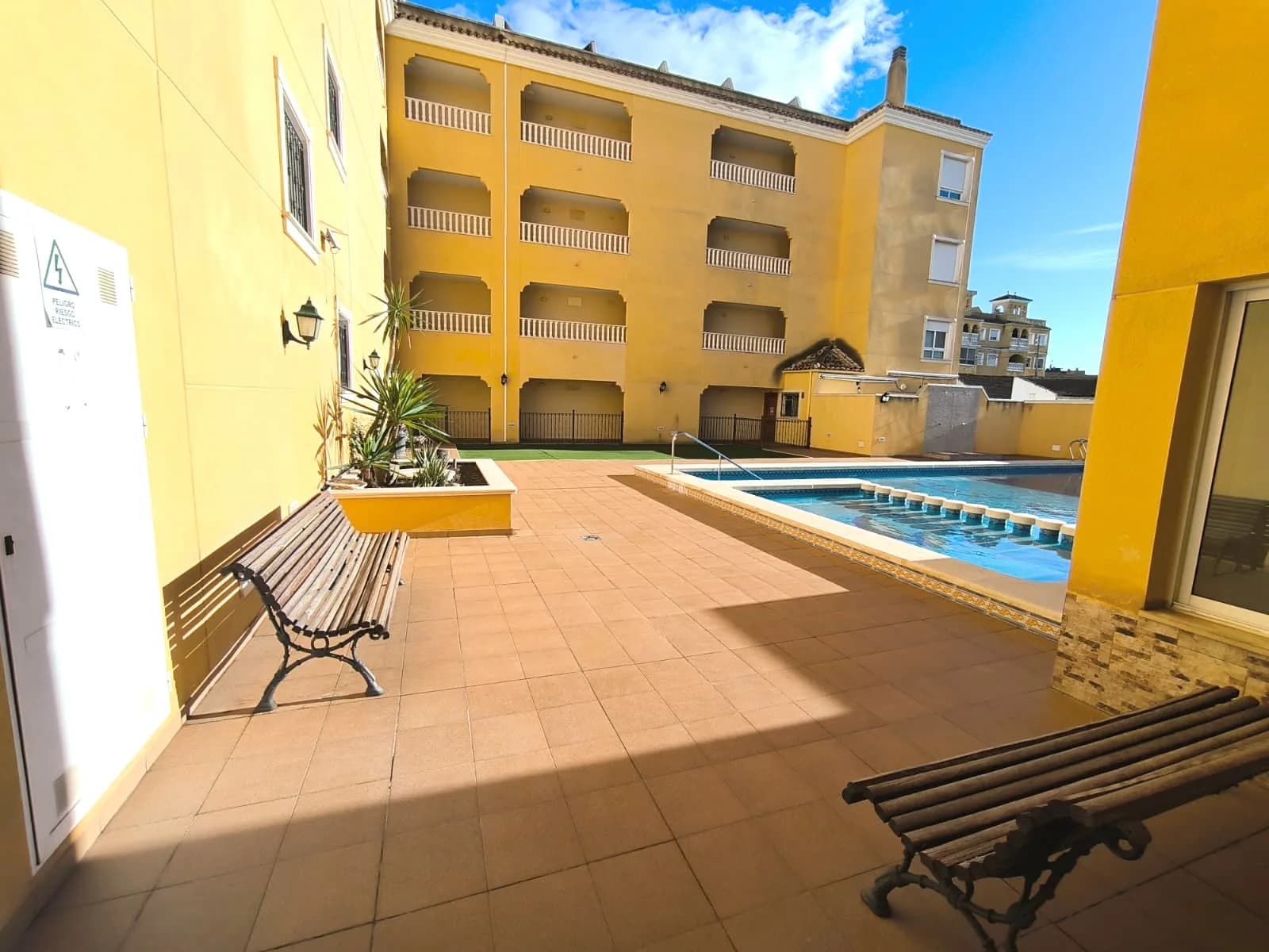 2 Bedroom Apartment for Sale in Almoradi, Alicante / Costa Blanca - Image 2