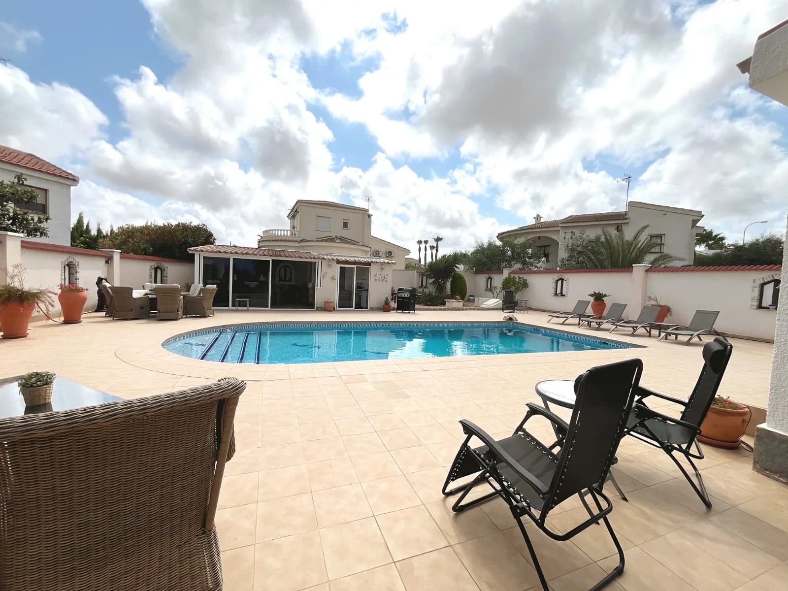 Detached Villa In Ciudad Quesada - Image 3
