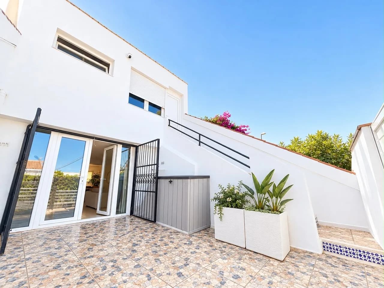 Townhouse de 3 dormitorios en venta en Los Balcones, Alicante