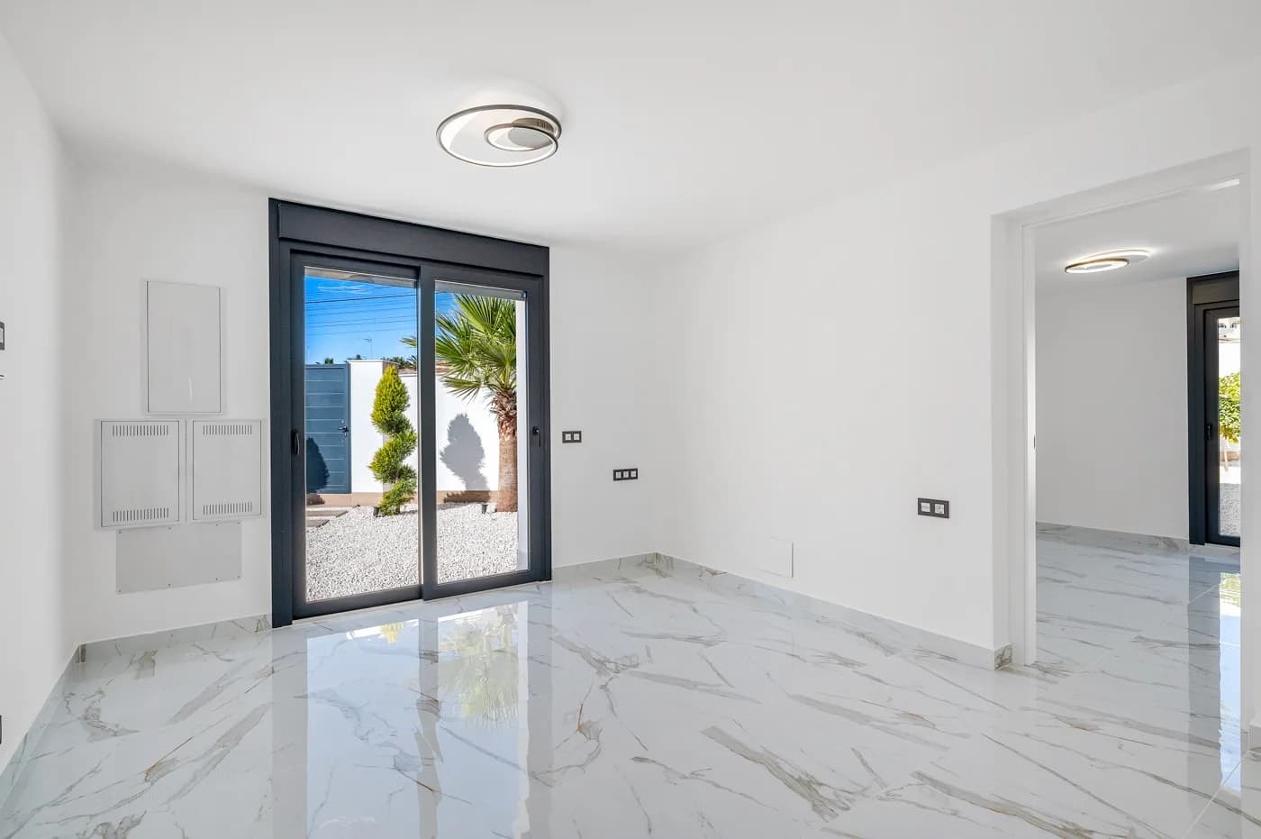 Villa de 4 dormitorios en venta en Ciudad Quesada - Rojales, Alicante - Image 5