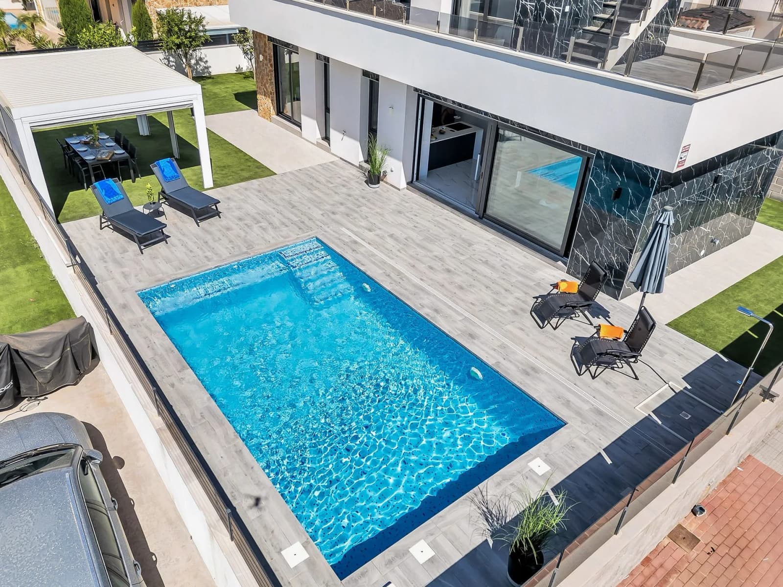 Villa In Torrevieja