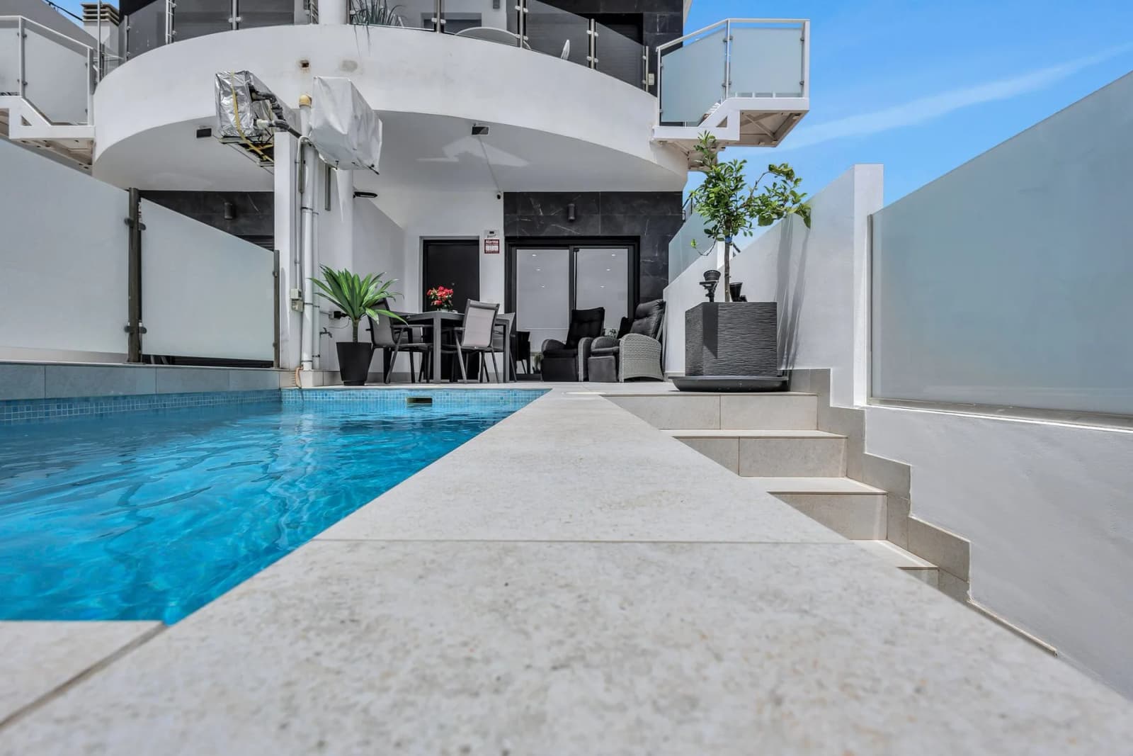 Apartment In Los Alcázares