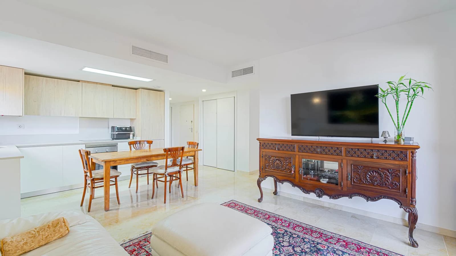 Apartament In Punta Prima - Image 2