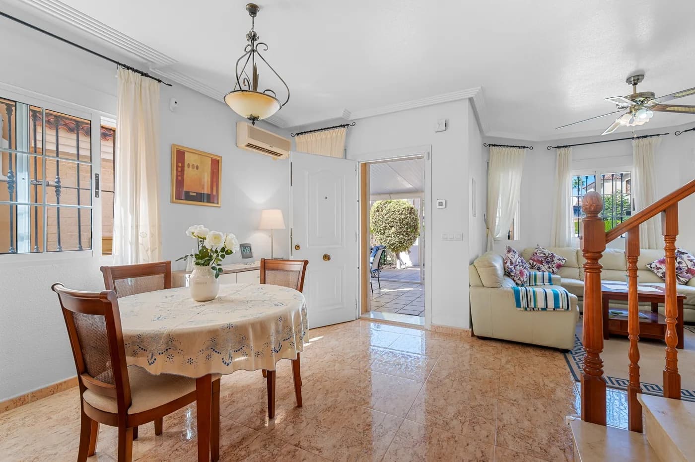 Villa In Guardamar Del Segura - Image 5