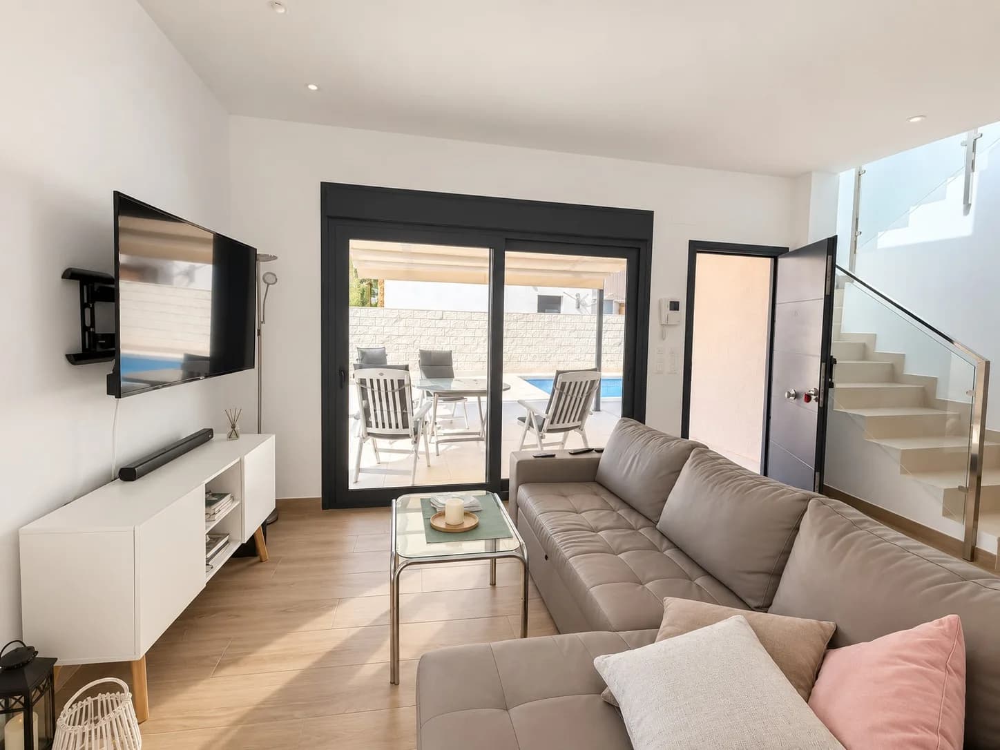 Town House In Ciudad Quesada - Image 3