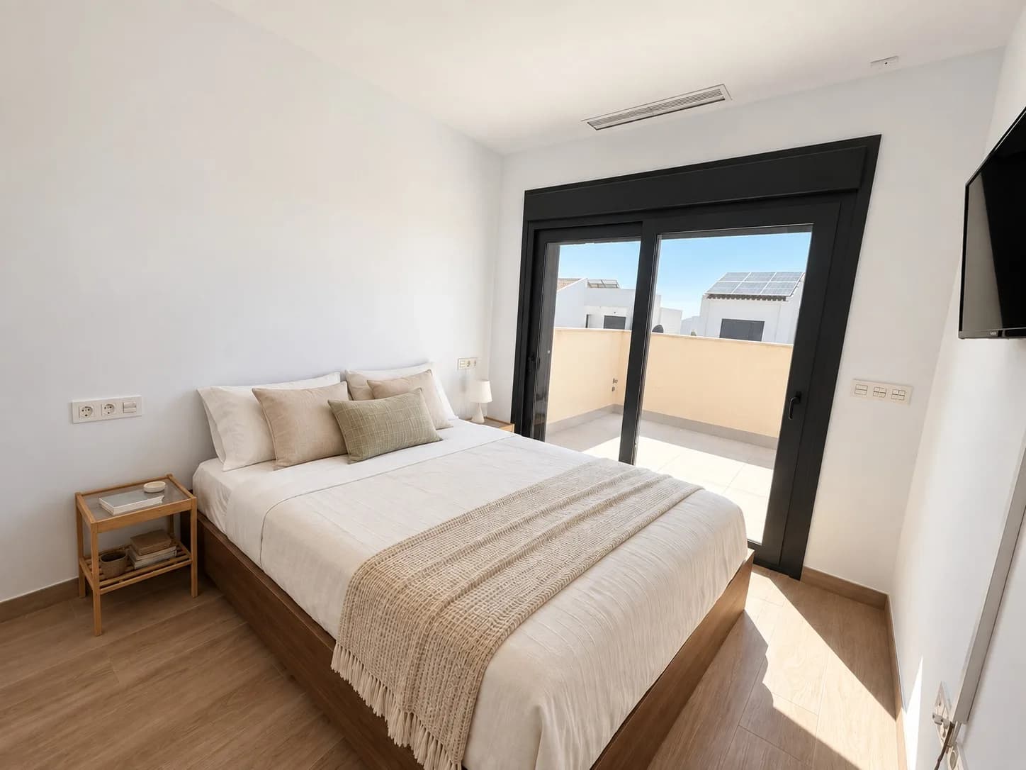 Town House In Ciudad Quesada - Image 5