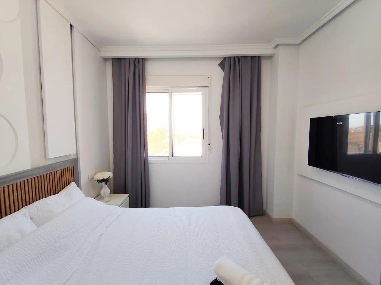 Apartment In Torrevieja - Image 8