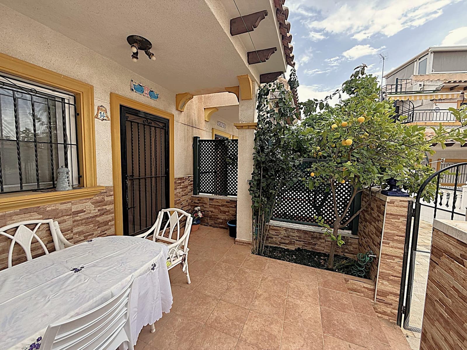 Town House In Punta Prima - Image 4