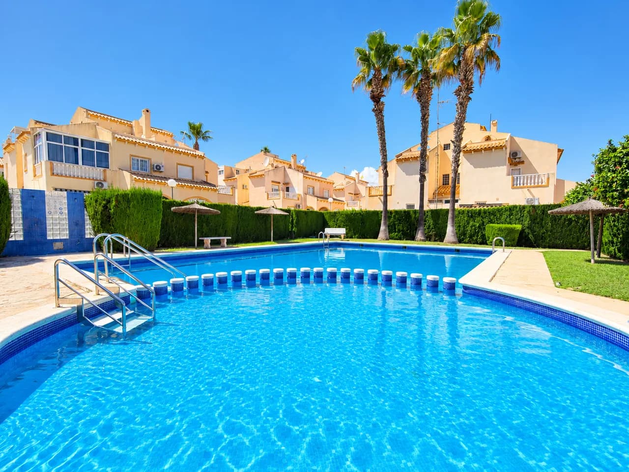 Townhouse In Playa Flamenca - Image 2