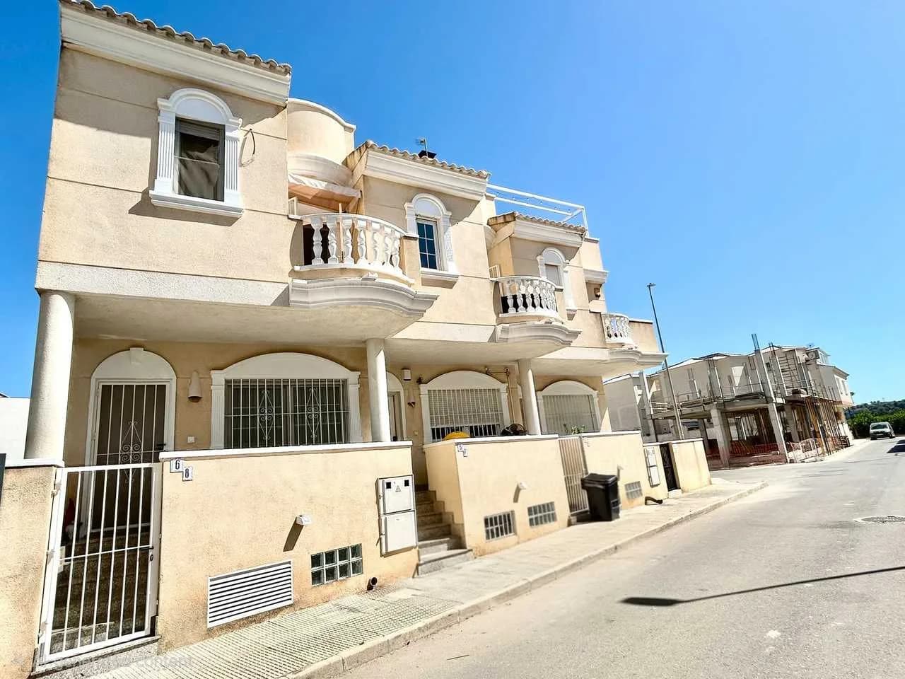 Townhouse In Formentera Del Segura