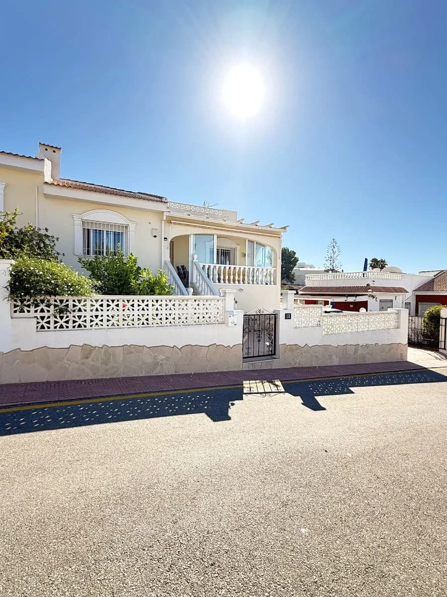 Bungalow In Ciudad Quesada - Image 2