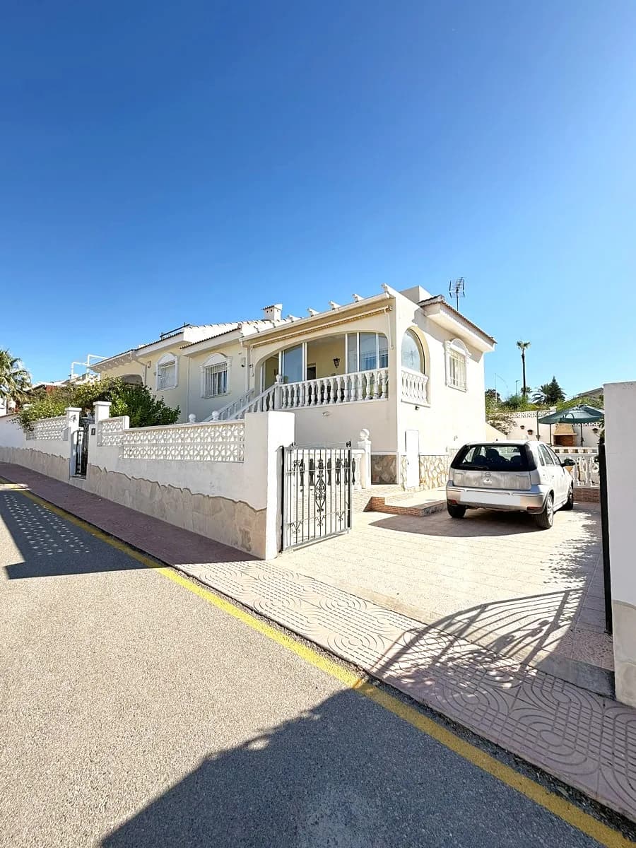 Bungalow In Ciudad Quesada - Image 3