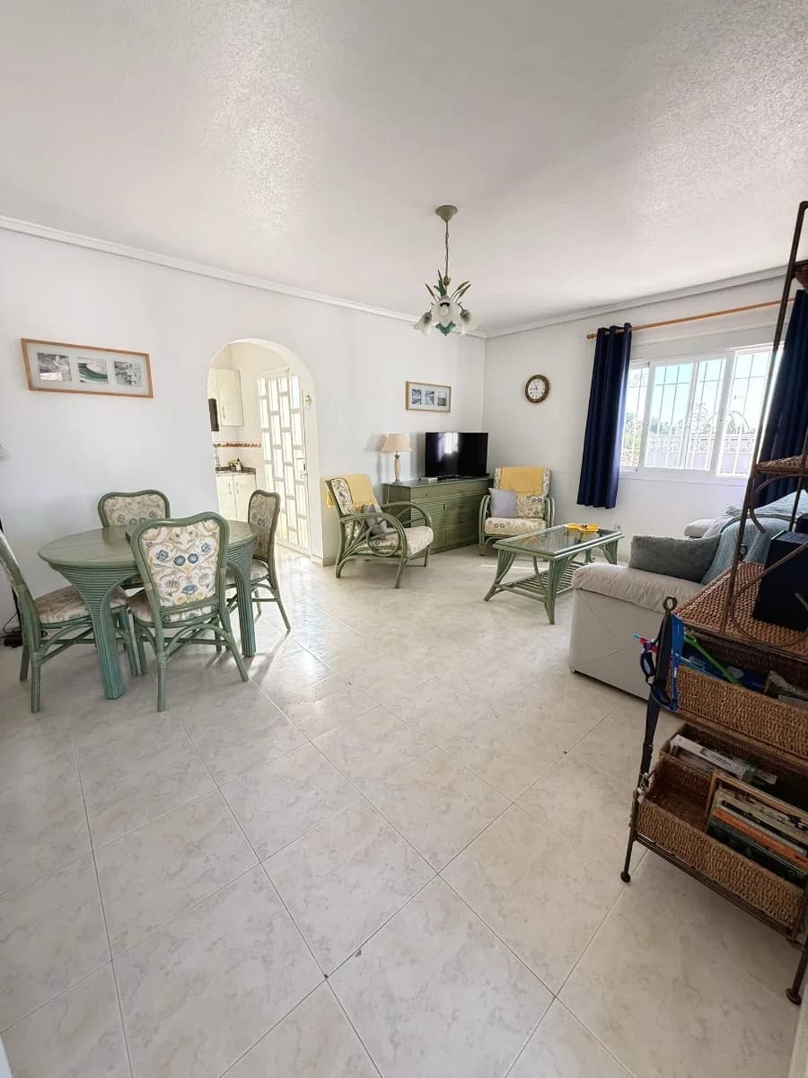 Bungalow In Ciudad Quesada - Image 8