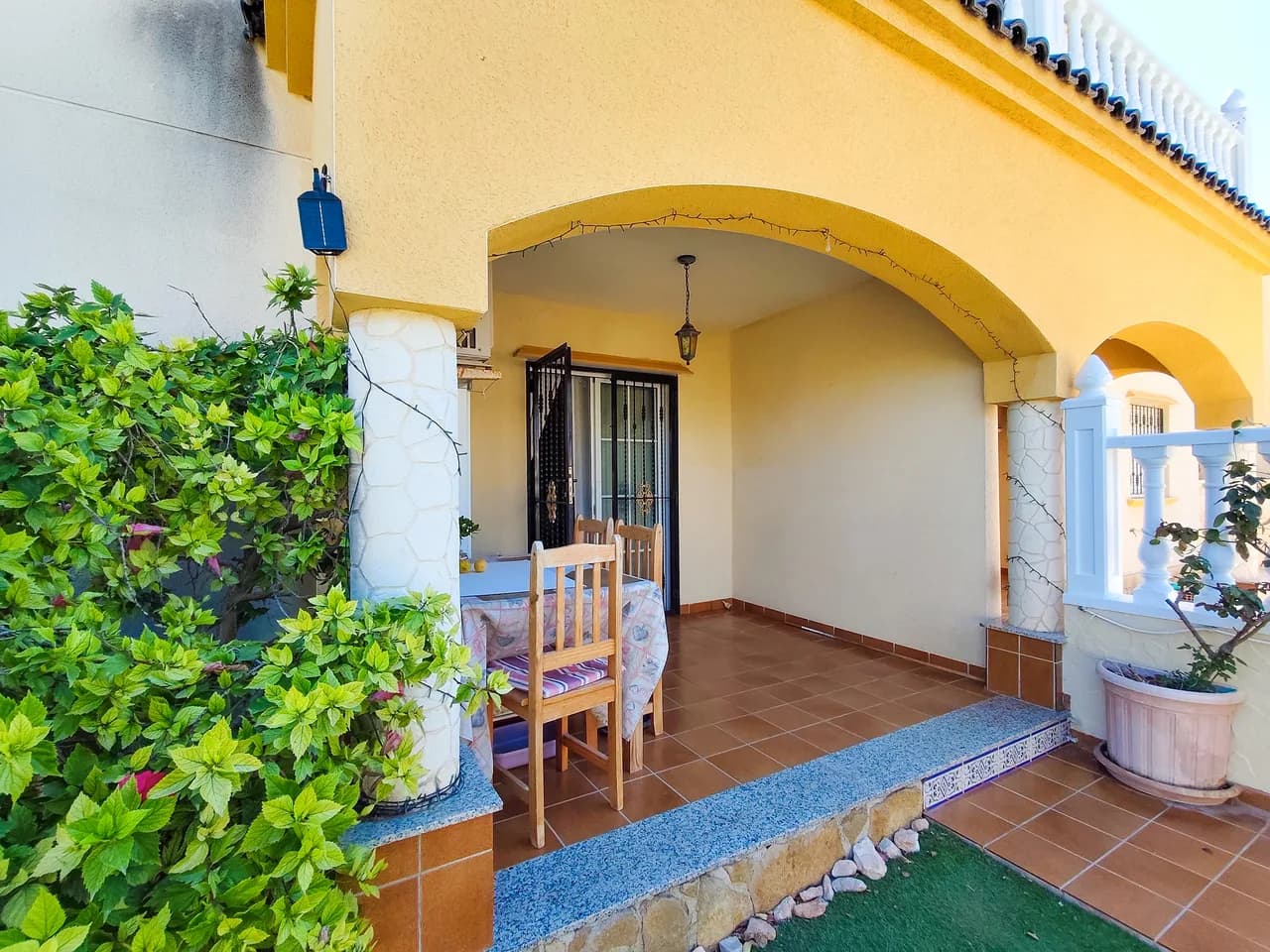Apartment In Cabo Roig - Image 2