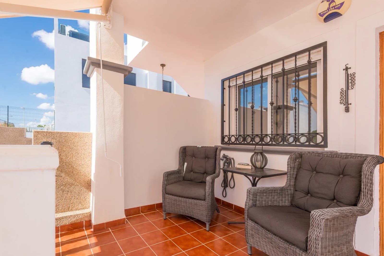 Apartment In Punta Prima - Image 4
