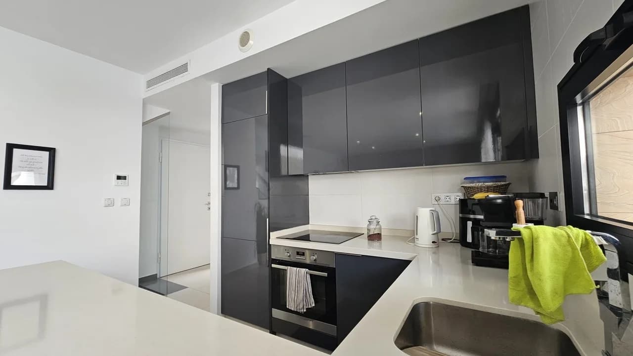 6 Bedroom Villa for Sale in Villamartin, Alicante - Image 6