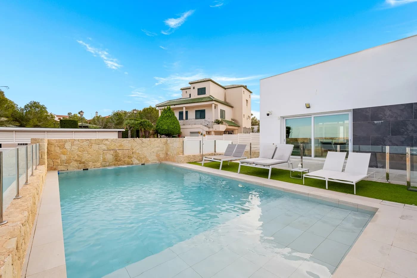 Detached Villa In Algorfa - Image 9