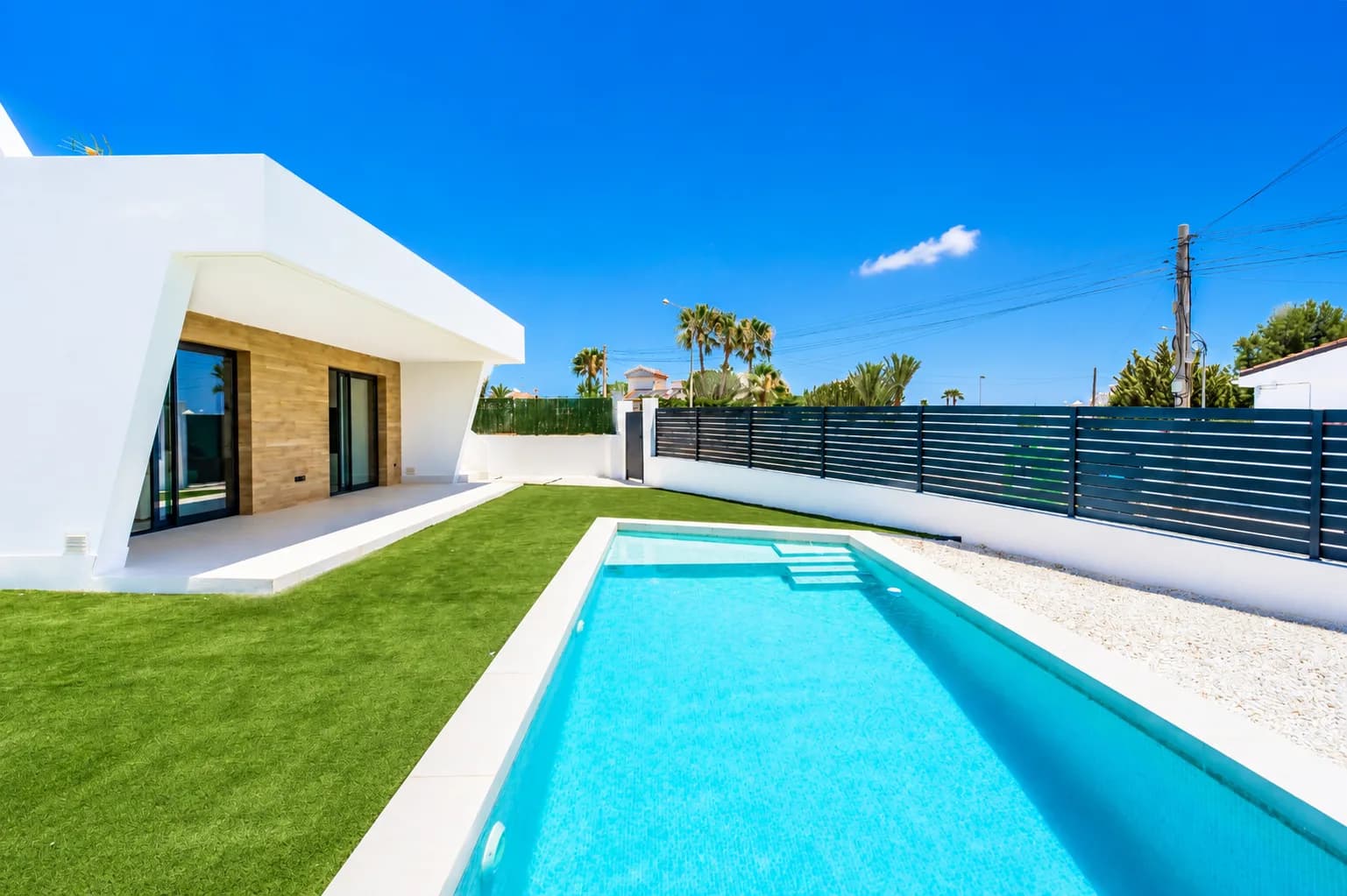 Detached Villa In Ciudad Quesada - Image 3