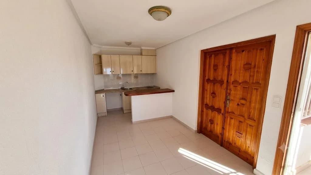 1 Bedroom Apartment for Sale in Alicante, Costa Blanca (Alicante) - Image 6