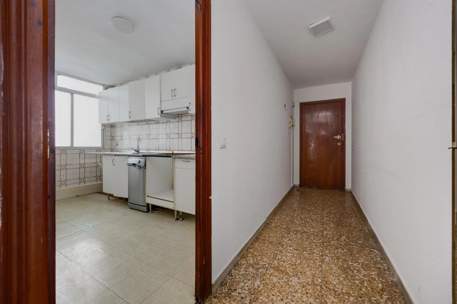 Apartamento In Torrevieja - Image 3