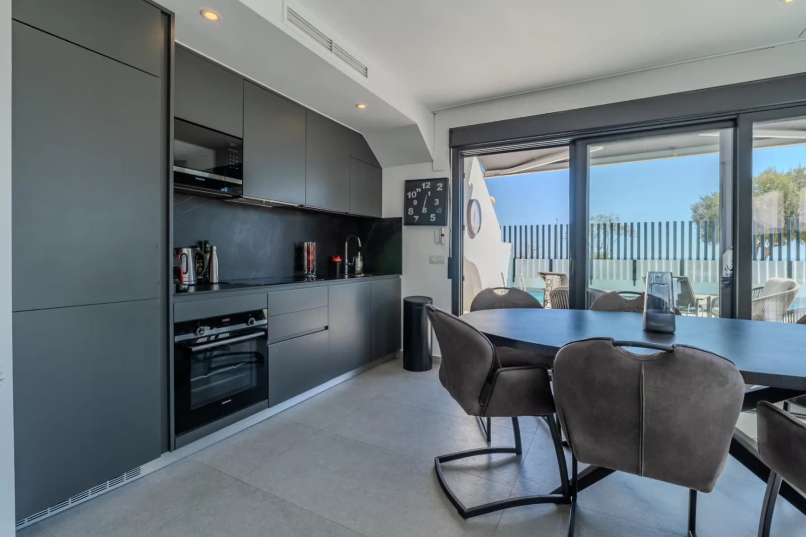 Independent Villa In Guardamar Del Segura - Image 8