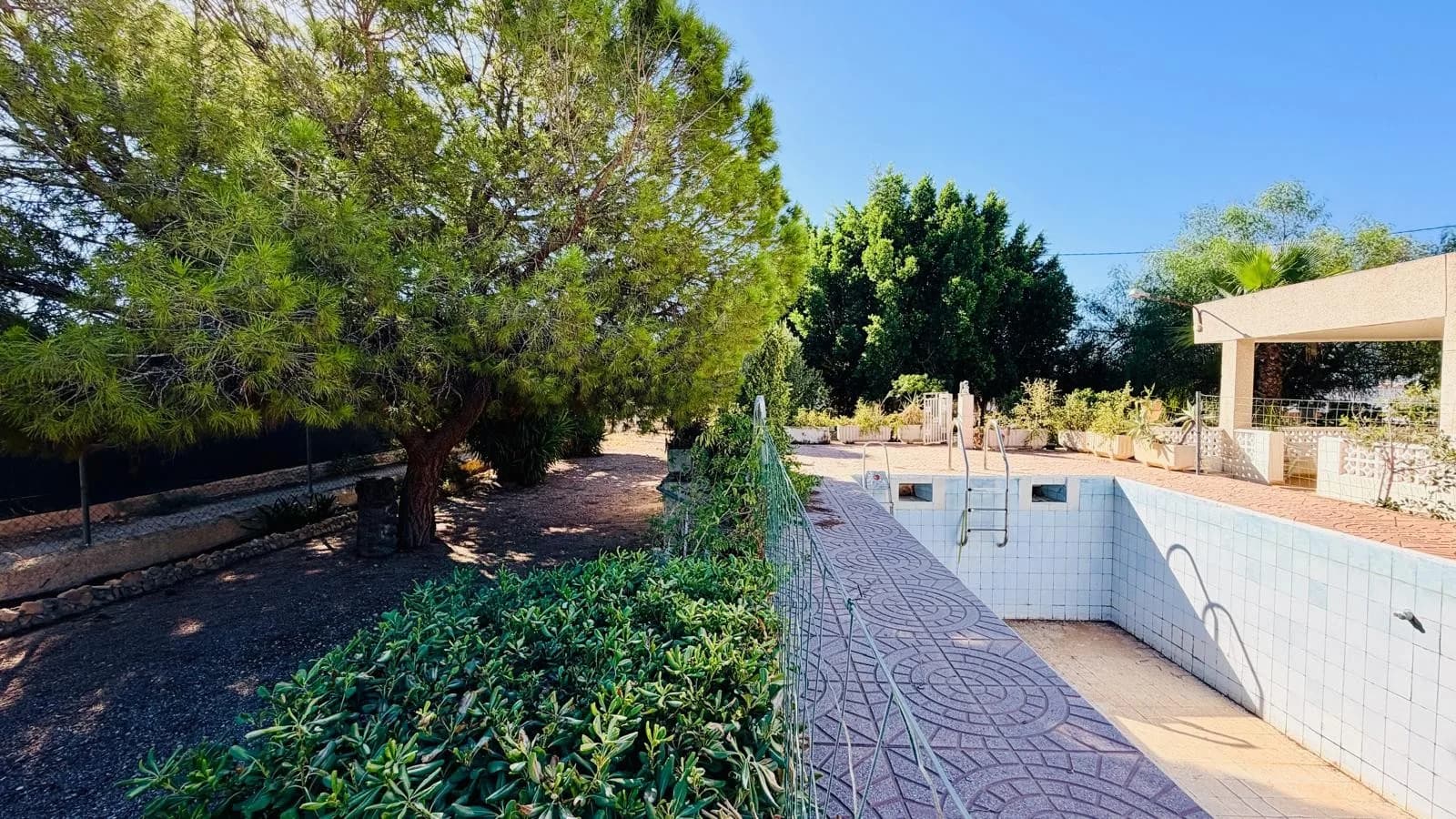 Detached Villa In Crevillente - Image 9