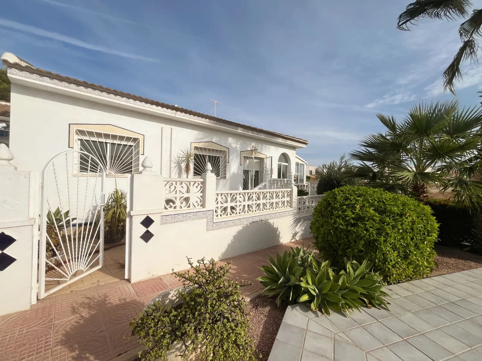 Bungalow de 3 chambres à vendre à Ciudad Quesada, Alicante / Costa Blanca - Image 3
