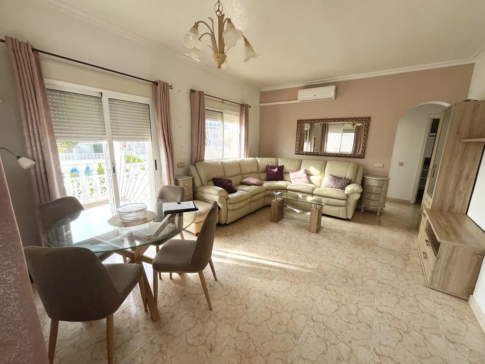 Bungalow de 3 chambres à vendre à Ciudad Quesada, Alicante / Costa Blanca - Image 7