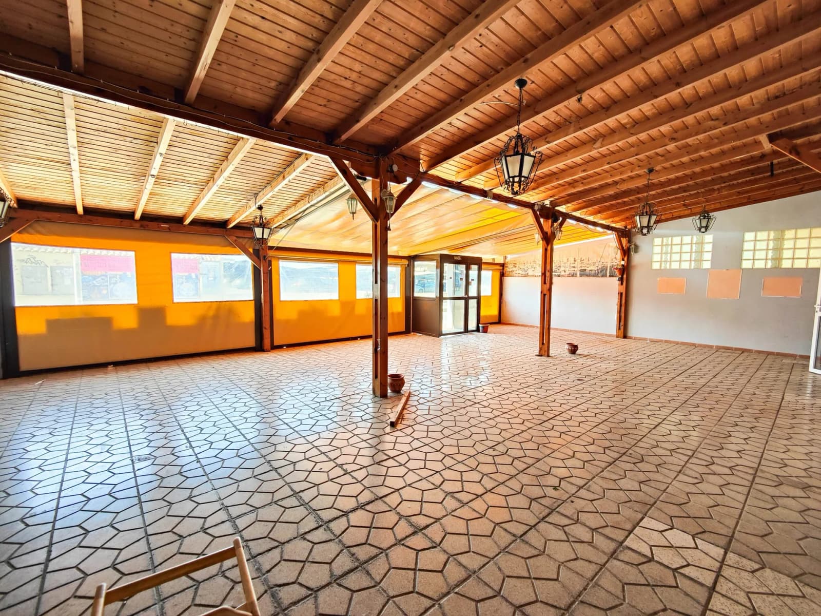 Commercial de 6 chambres à vendre à Torrevieja, Alicante - Image 5
