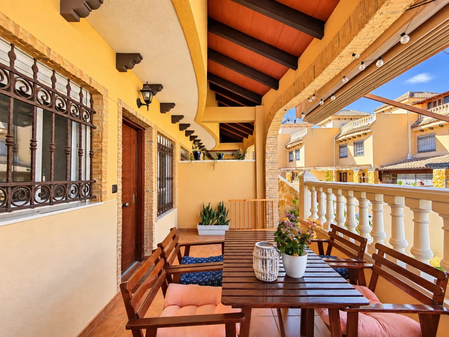 Townhouse met 4 slaapkamers te koop in Guardamar del Segura, Alicante - Image 8