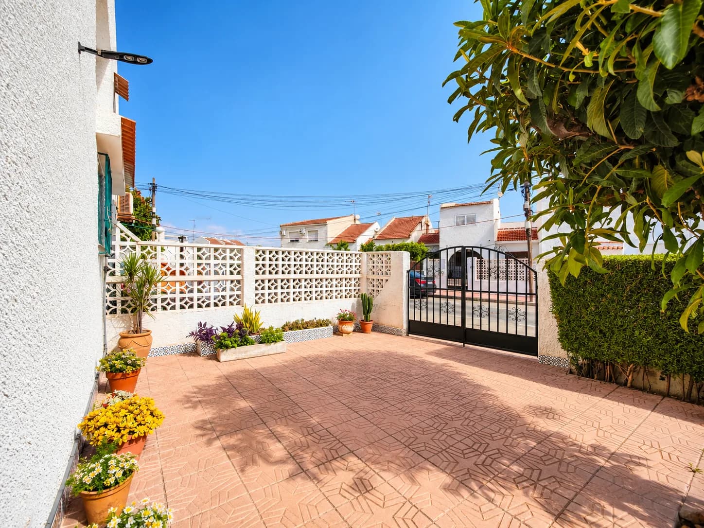 Townhouse de 2 chambres à vendre à Torrevieja, Alicante - Image 3