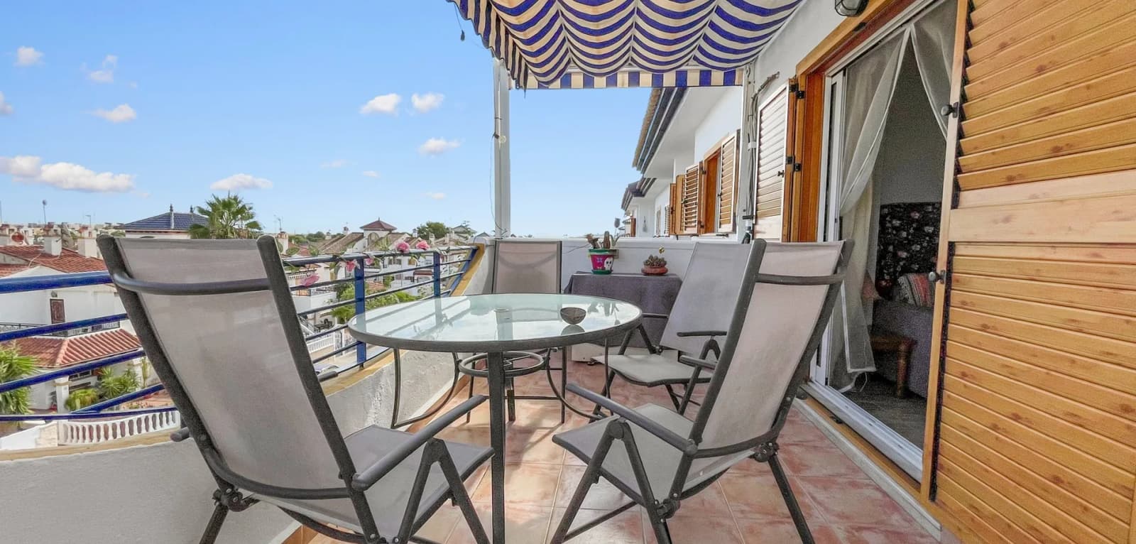 Apartment de 2 chambres à vendre à Mil Palmeras, Costa Blanca (Alicante)