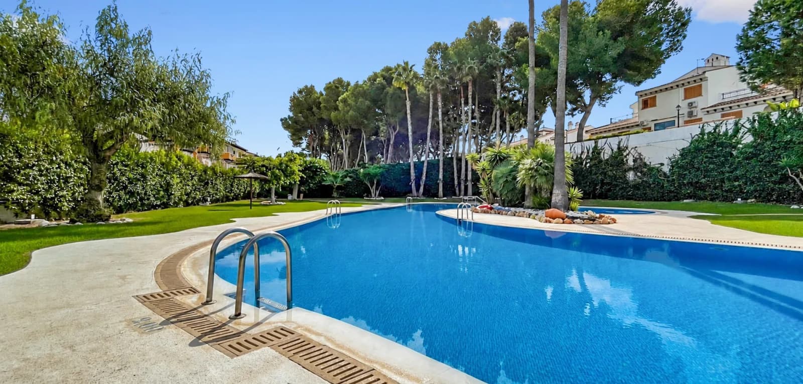 Apartment de 2 chambres à vendre à Mil Palmeras, Costa Blanca (Alicante) - Image 2