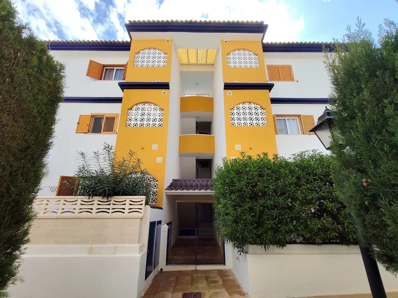 Villa de 2 chambres à vendre à Mil Palmeras, Alicante - Image 2
