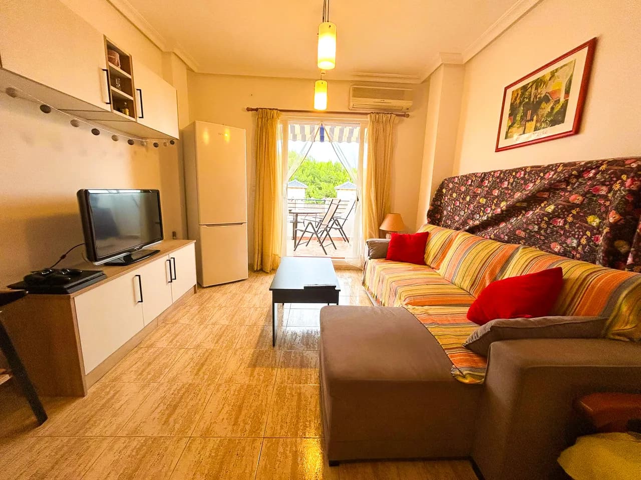 Villa de 2 chambres à vendre à Mil Palmeras, Alicante - Image 3