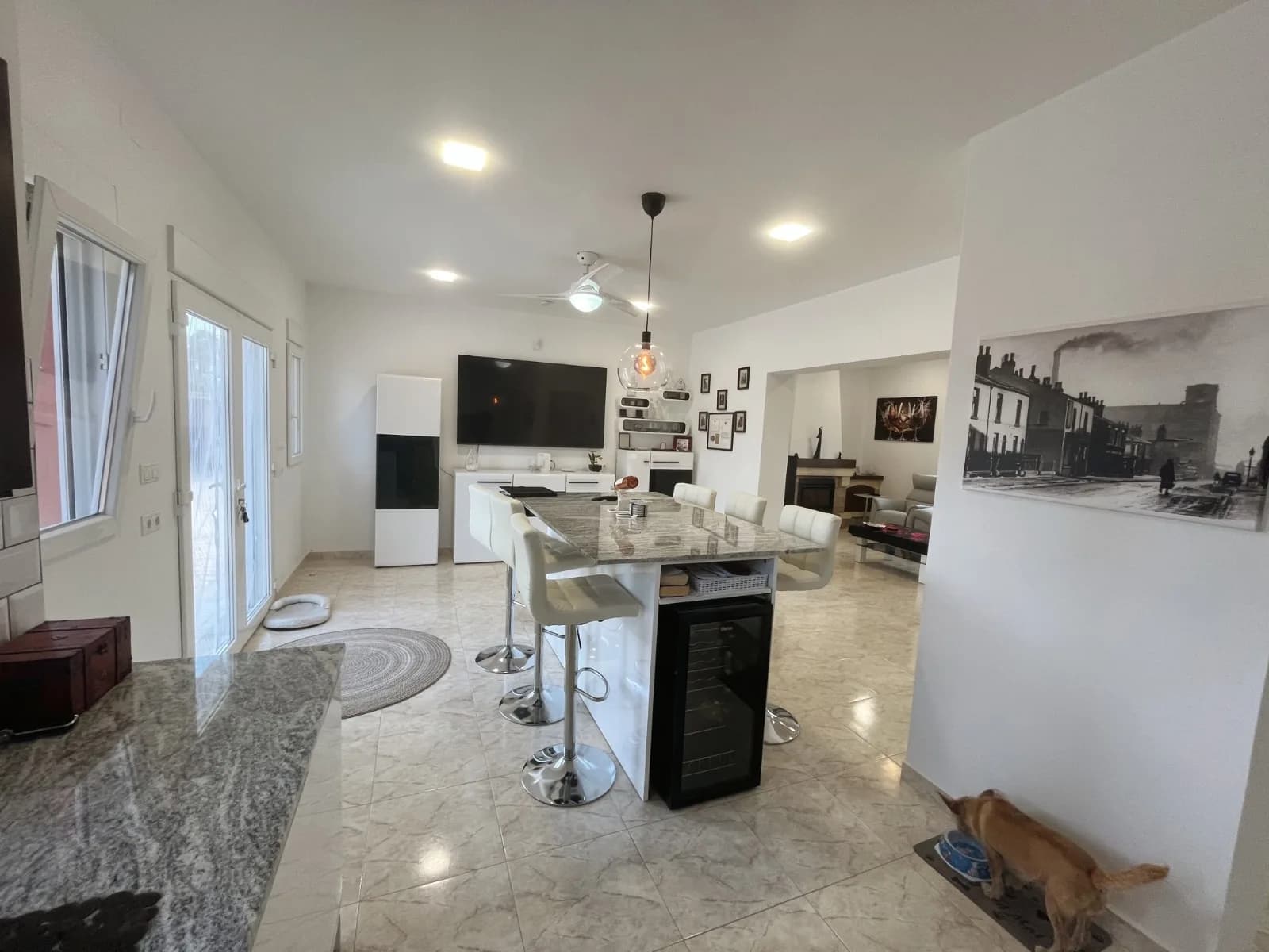 Villa de 3 dormitorios en venta en Daya Vieja, Alicante / Costa Blanca - Image 8