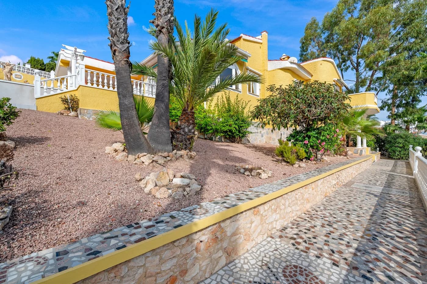 Villa de 2 dormitorios en venta en Ciudad Quesada - Rojales, Alicante - Image 3