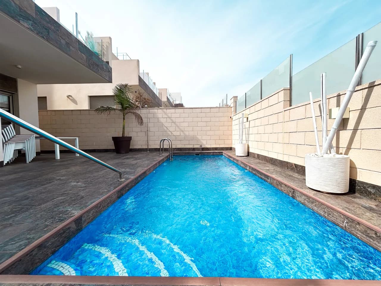 3 Bedroom Villa for Sale in Villamartin, Alicante - Image 2