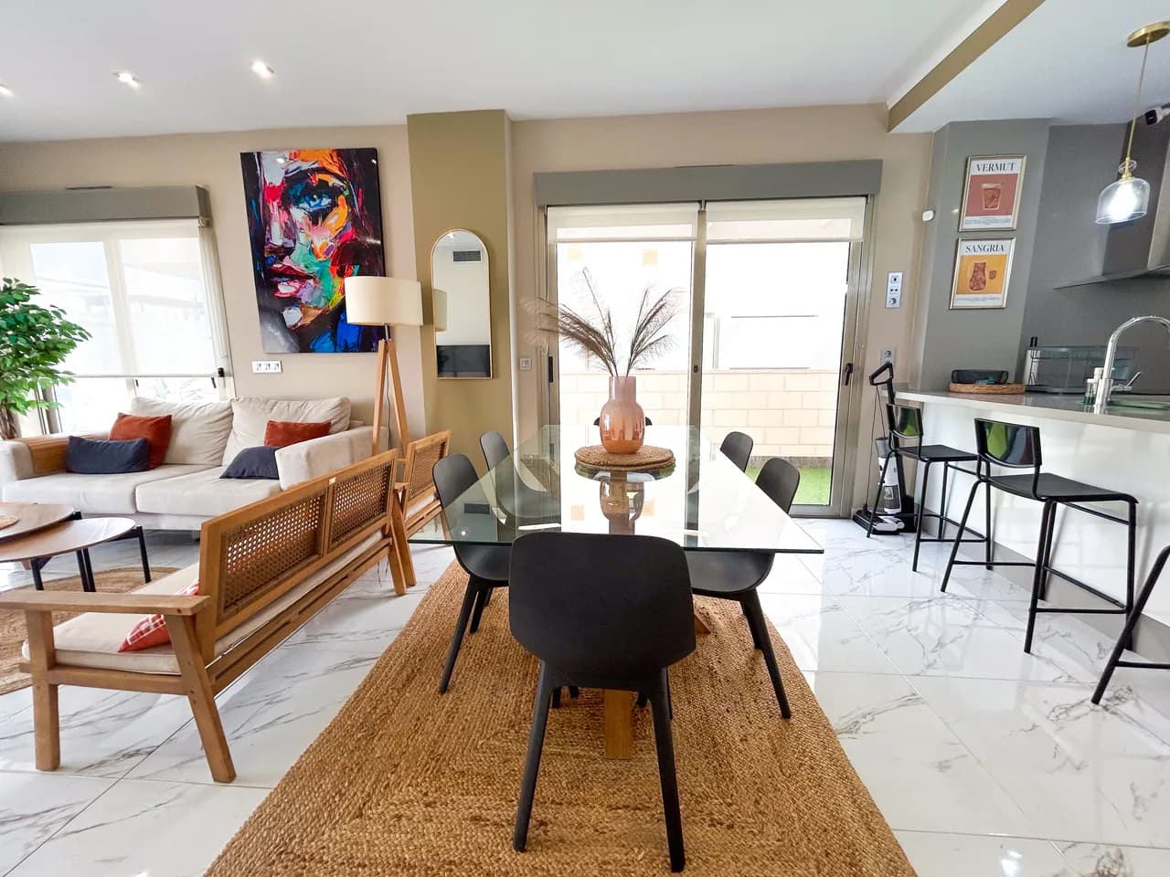 3 Bedroom Villa for Sale in Villamartin, Alicante - Image 7