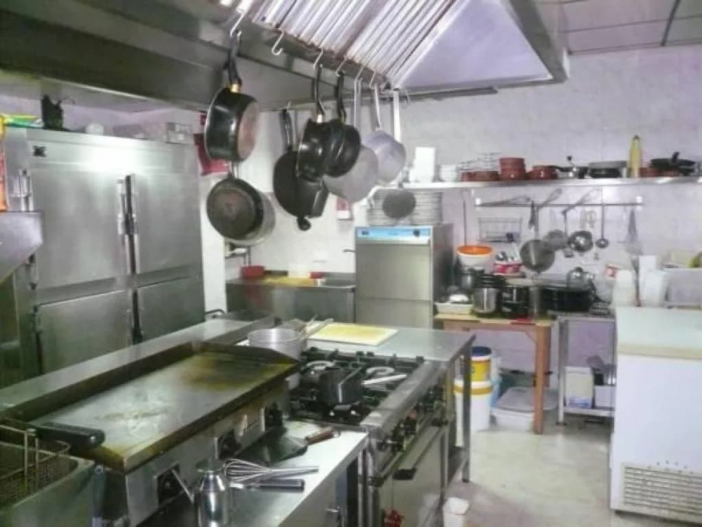 Commercial Premises In Torrevieja - Image 4